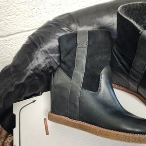 DOLCE VITA PAVLOS LEATHER WEDGE BOOTIES